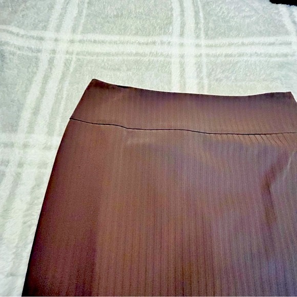 Antonio Melani brown bodycon sz 0 Double back slit mini skirt textured pinstripe - Picture 4 of 9